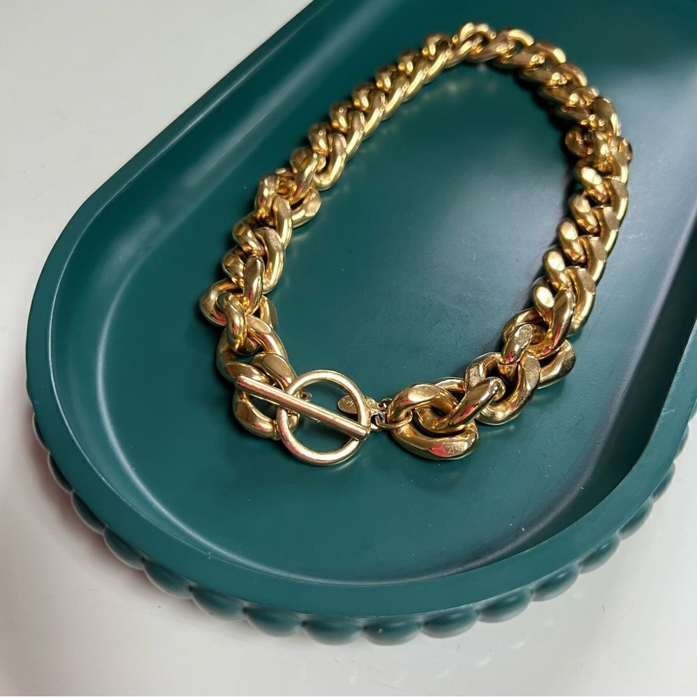 Vintage 1960s Carolee Gold Plated Chunky Curb Chain Link Toggle Clasp Necklace - Picture 3 of 8